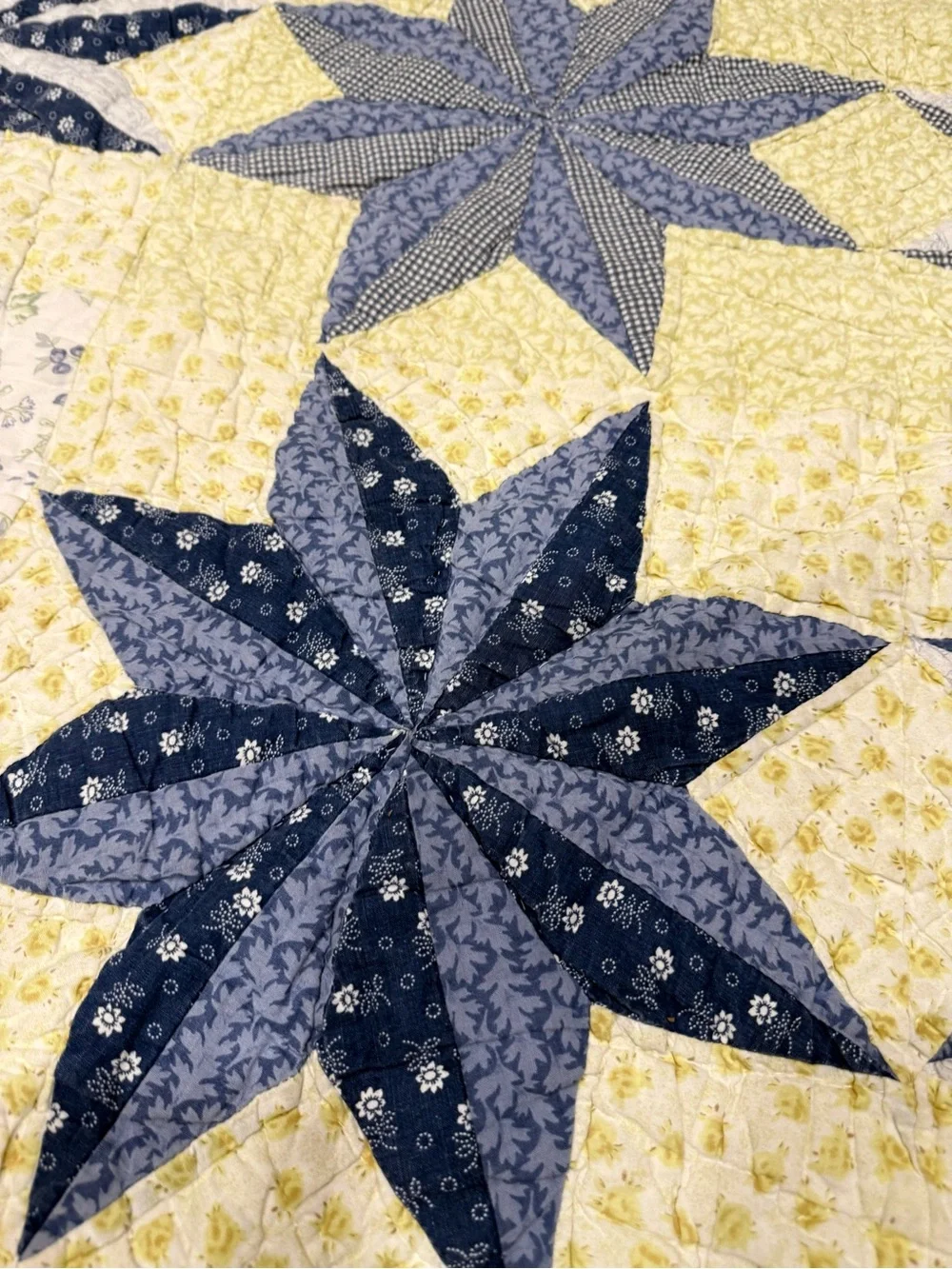 Vintage Handmade Star Patchwork Quilt in Blue and Green 84 x 98